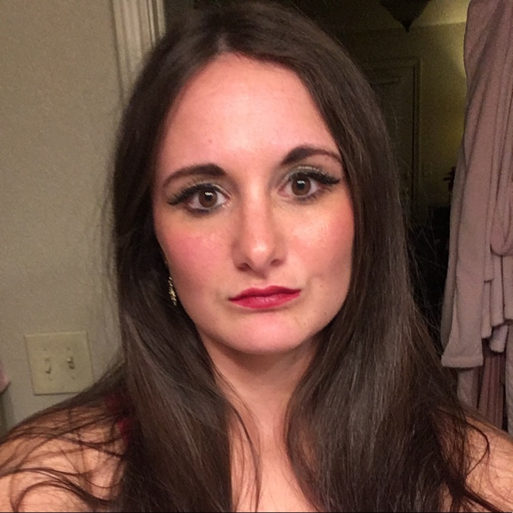 Meet your Posher, Sara